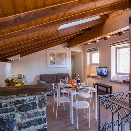 Apartment Medioevo In Centro
