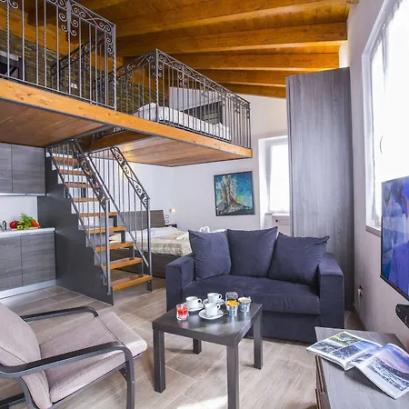 Apartamento Medioevo In Centro