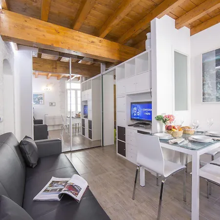 Apartamento Medioevo In Centro Como