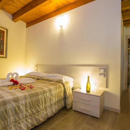 Medioevo In Centro Como