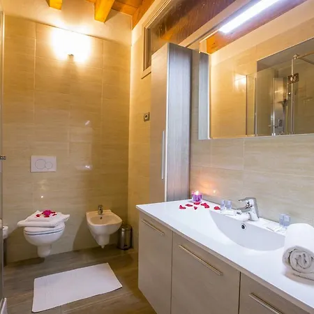 Medioevo In Centro Apartment