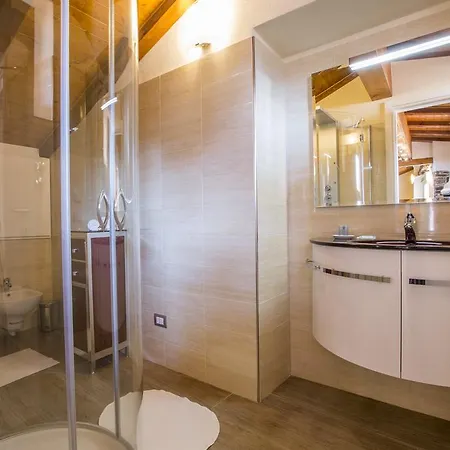 Medioevo In Centro Apartment